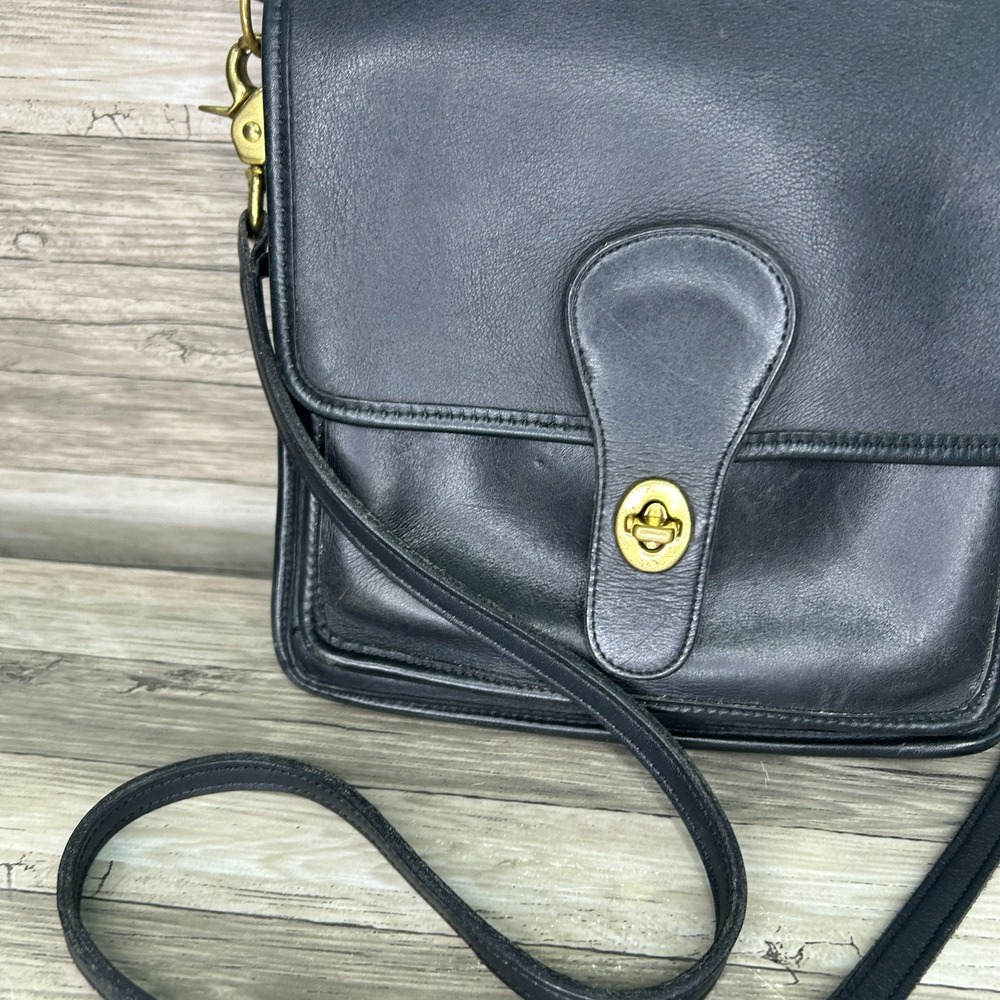 Vintage Coach Station Bag Crossbody Purse Satchel Black Leather 90s - Picture 3 of 14